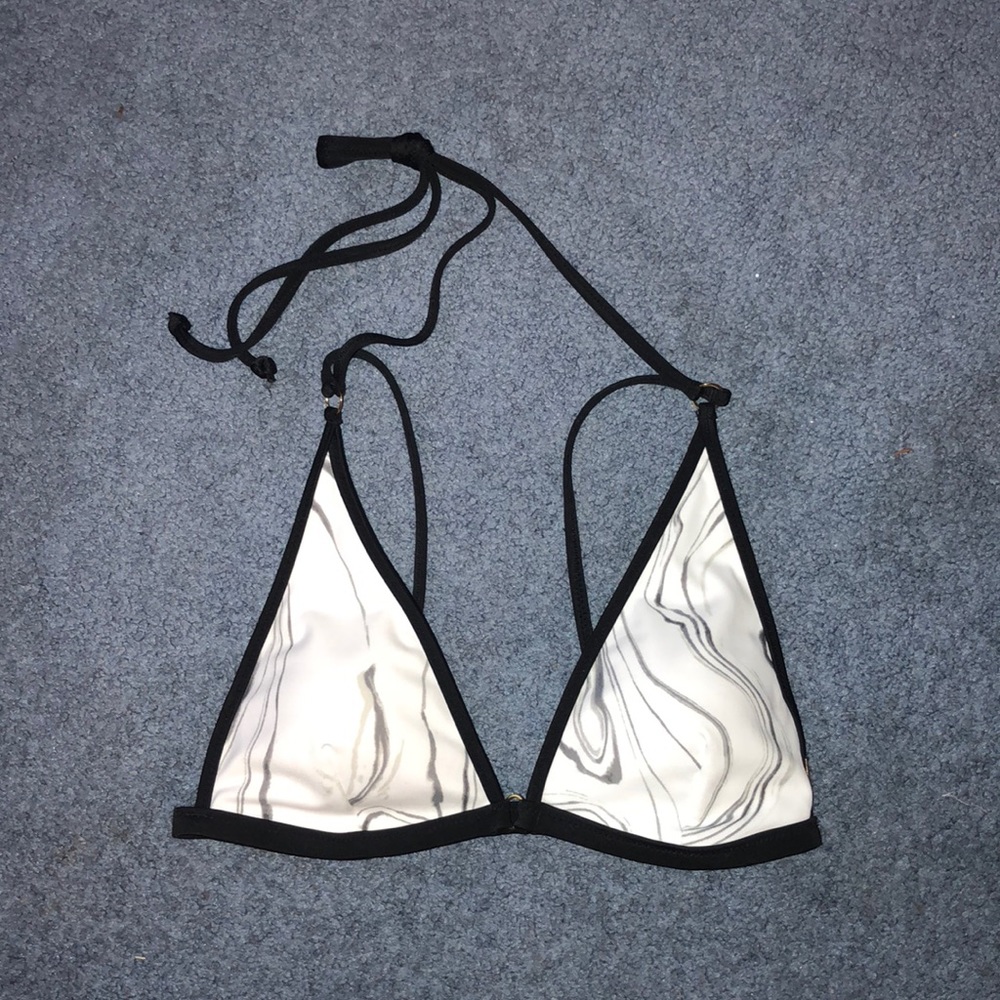 NWOT VS PINK Triangle Bikini Top